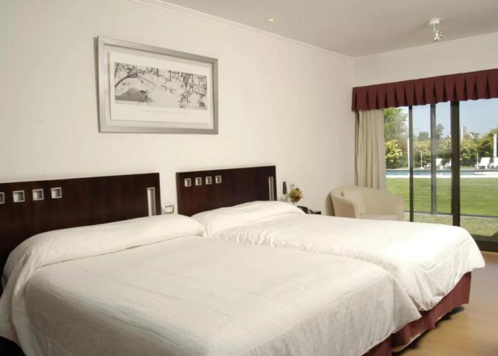 Camberland Resort And Suites Pilar