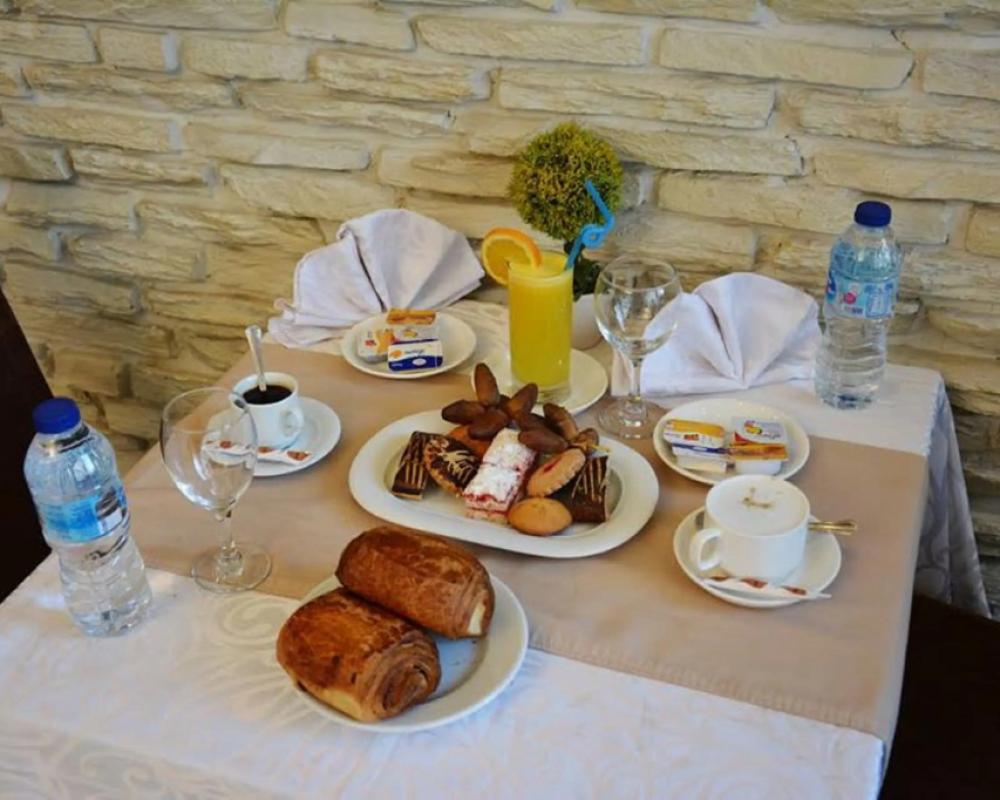 фото Hôtel Saray