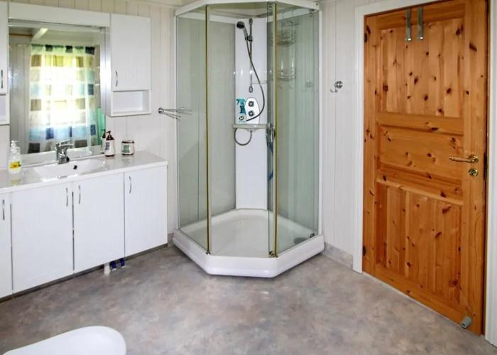 8 Person Holiday Home in Kvas