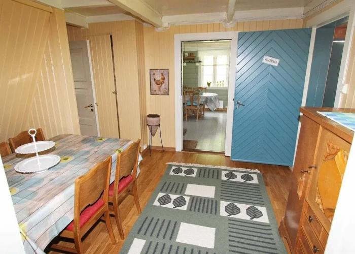 8 Person Holiday Home in Kvas