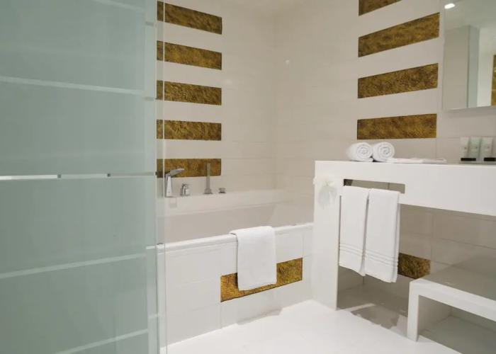 The Legacy Luxury hotel Algiers Hydra