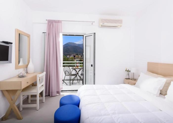 Angela Studios & Apartments