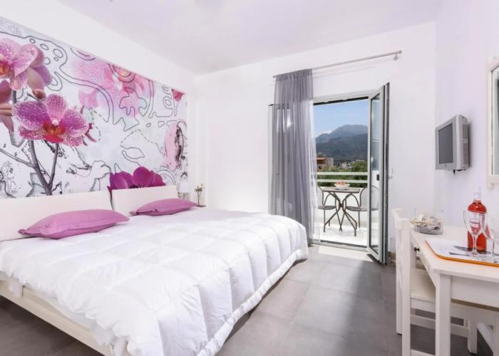 Angela Studios & Apartments