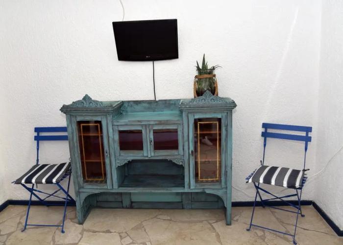 Alexandros Hotel