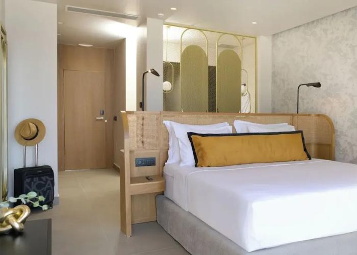 Castello Boutique Suites by the sea - Adults Only
