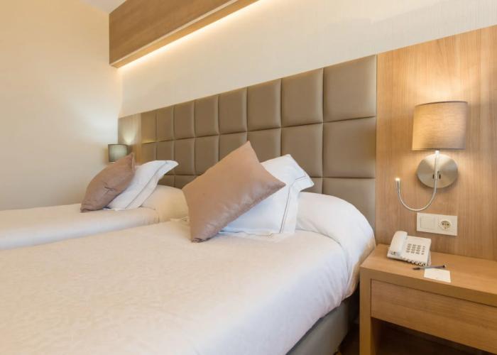 Lamaraz Arts Hotel