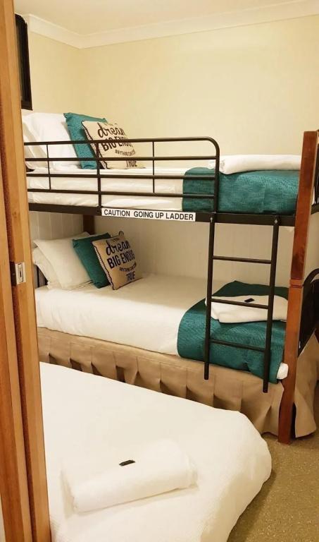 фото Hawley Beachside Accommodation