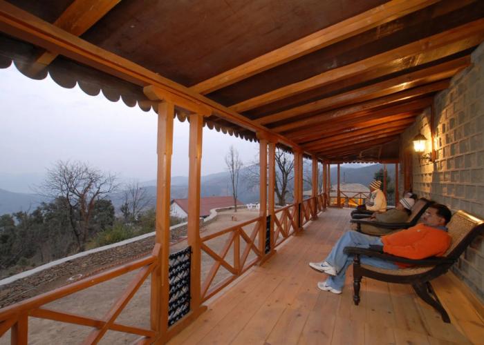 Chevron Eco Lodge