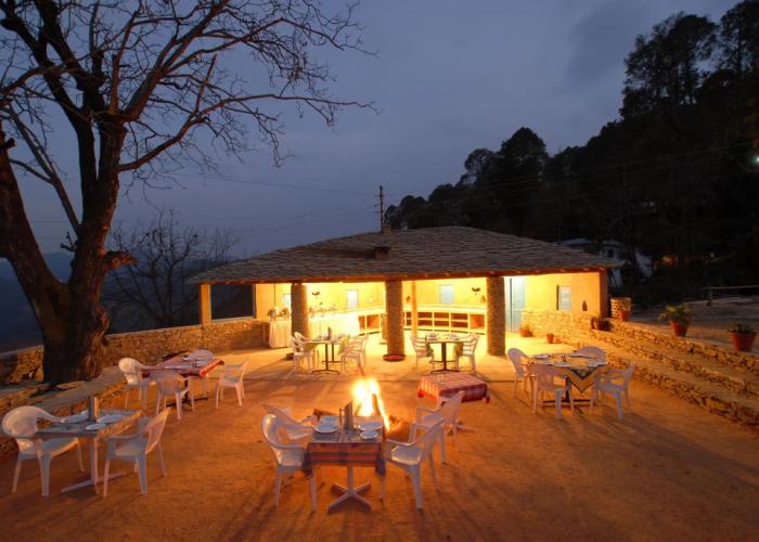 Chevron Eco Lodge