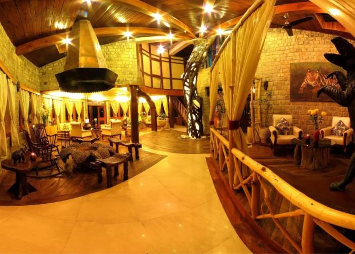 Hotel The Den