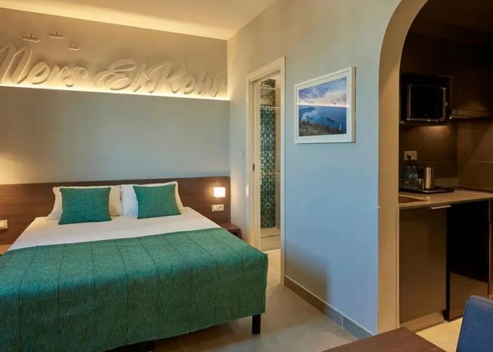 M Suite Hotel