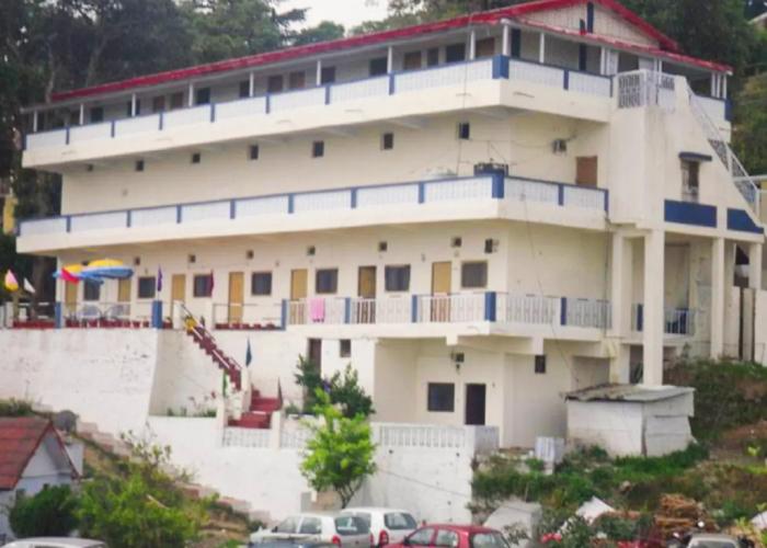 Goroomgo Tribhvan Ranikhet