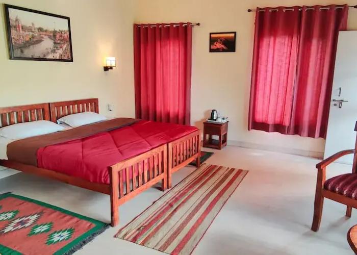 Majkhali Woods, Ranikhet, By Himalayan Eco Lodges