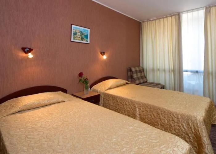 Kris Hotel