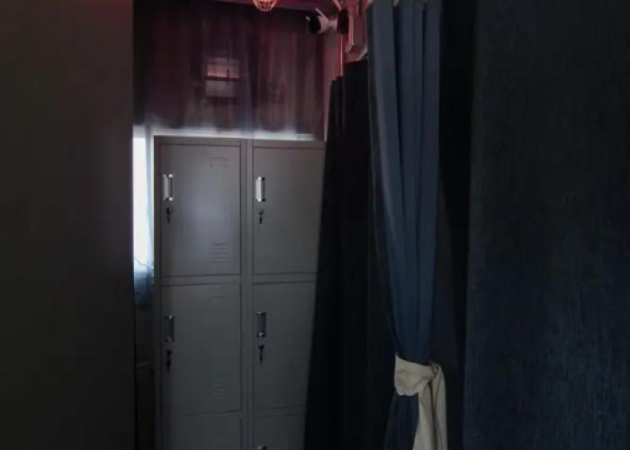 RED SUBMARINE - Hostel