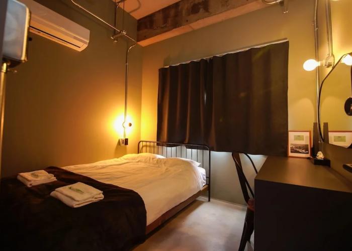 RED SUBMARINE - Hostel