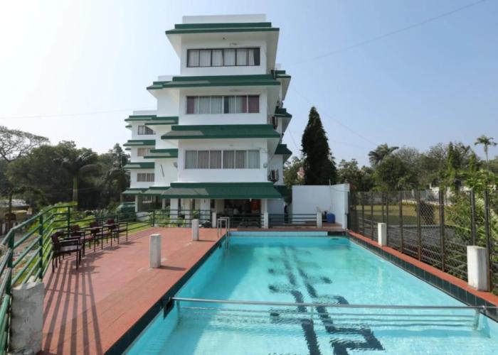 Sunrise Hill Resort