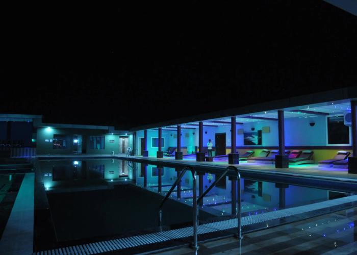 007 Universe Resort