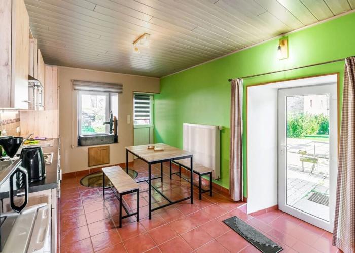 Holiday Home in Nadrin Near Lake and Forest