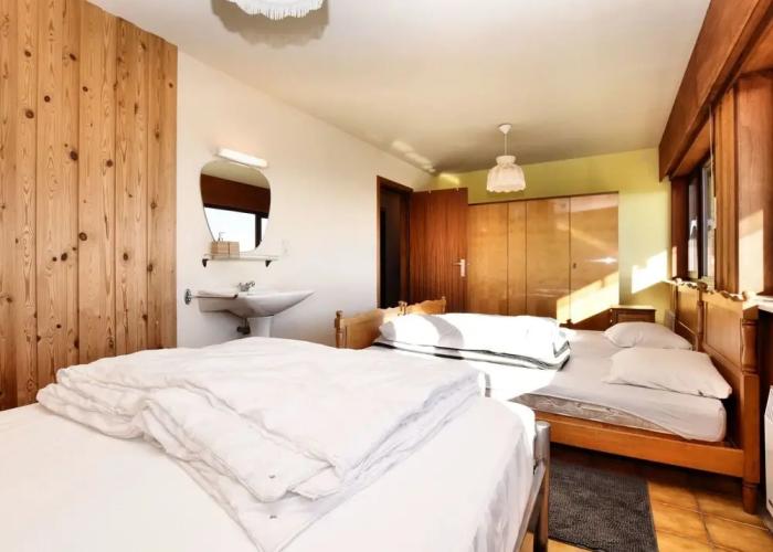 Holiday Home in Nadrin With Private Terrace