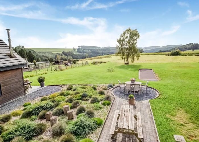 Comfortable and Spacious Apartment With Cosy Terrace and Fabulous View