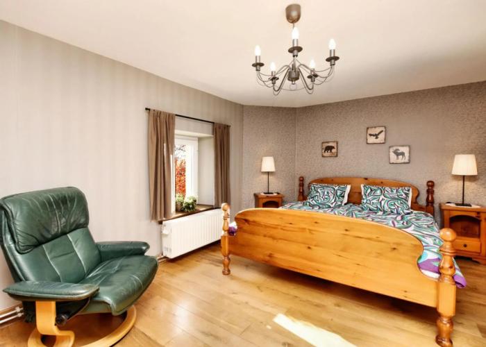 Authentic Cottage Near Vielsalm