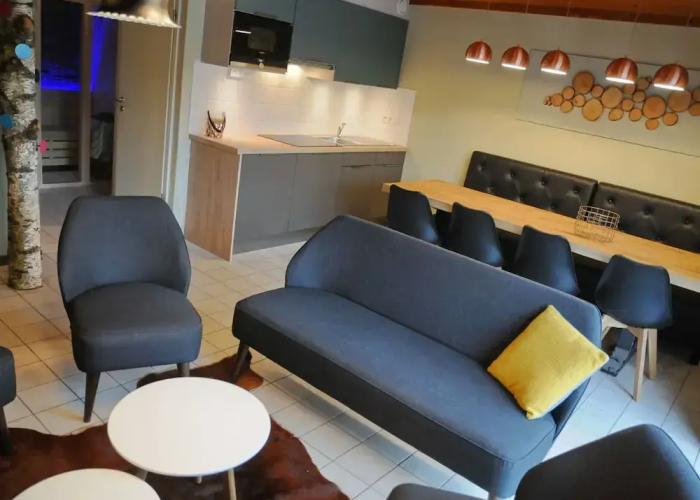 Comfortable, Renovated House With a Microwave, Near Vielsalm