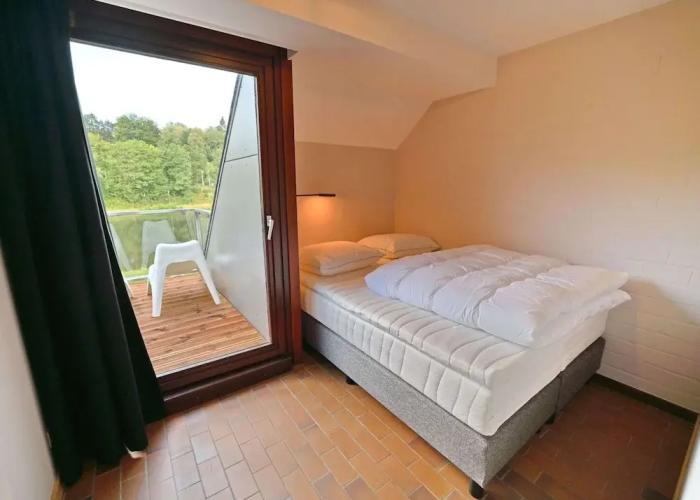 Comfortable, Renovated House With a Microwave, Near Vielsalm