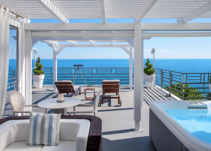 Panorama Suites & Spa Adults Only Hotel