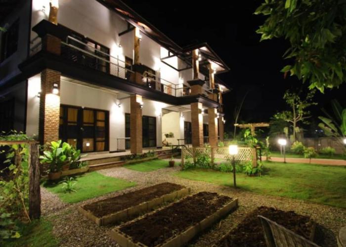 Above the Sea Guesthouse