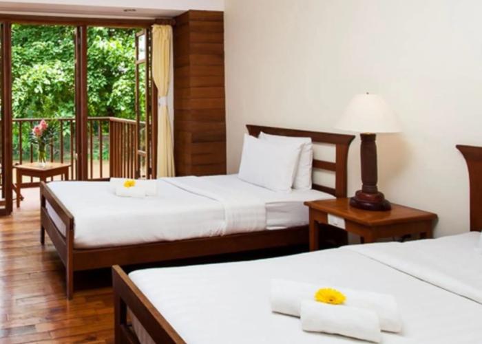 Riverhouse Resort