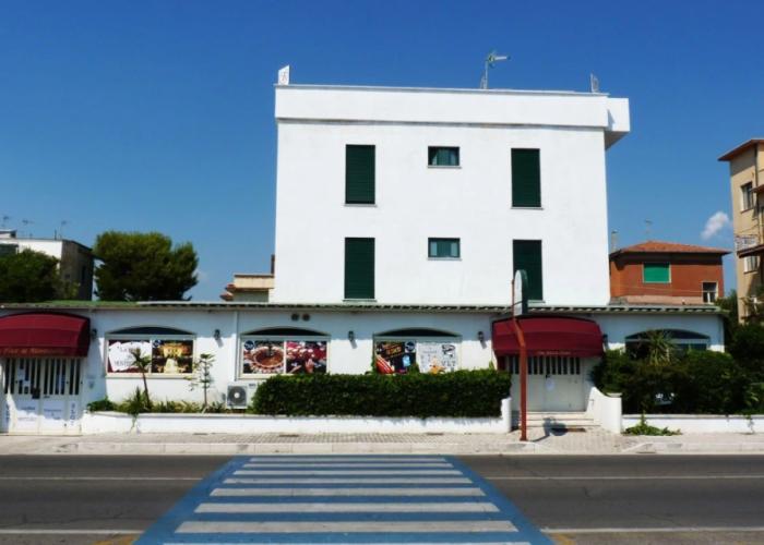Baron Beach Hotel
