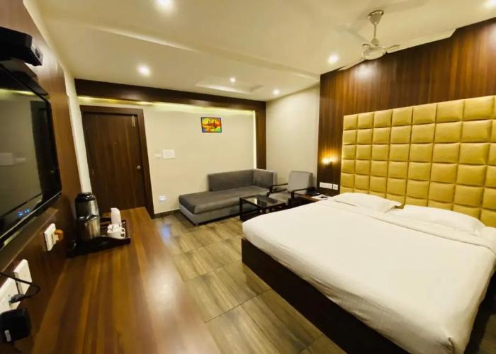 Hotel Saluja