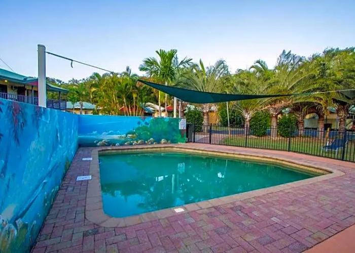 Agnes Palms Beachside Apartments