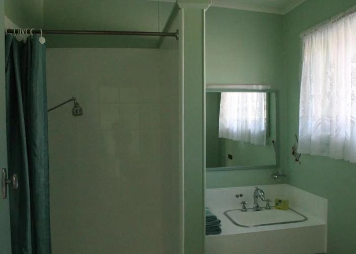 Inverloch Motel