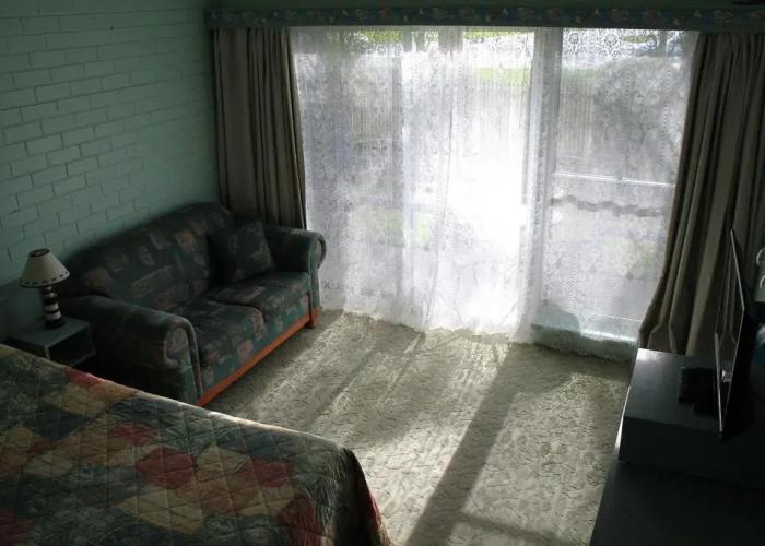 Inverloch Motel