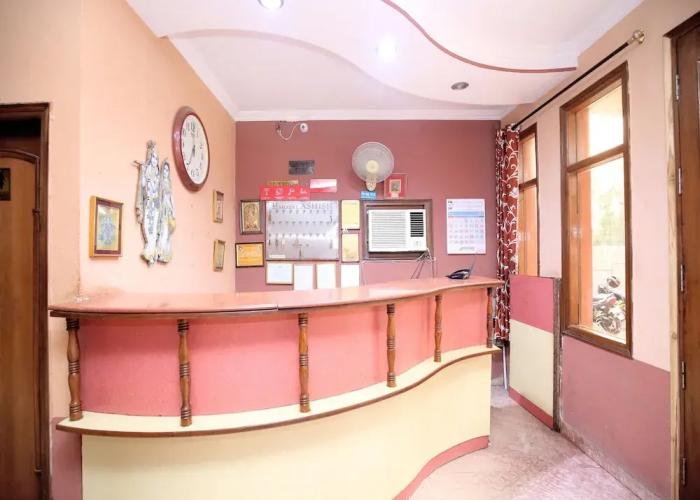 OYO 14754 Hotel ashish