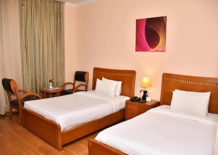 Gianz Hotel