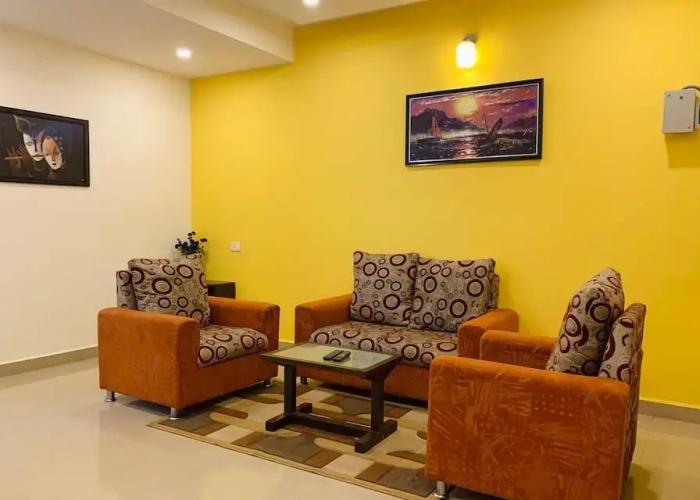Aditi Comforts - Premium Serviced Apartment