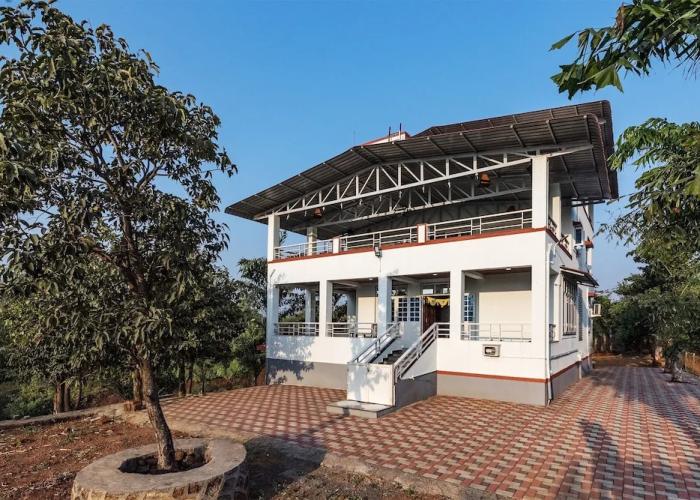 CosmicStays Ekantam - Mountain View Villa near Pune