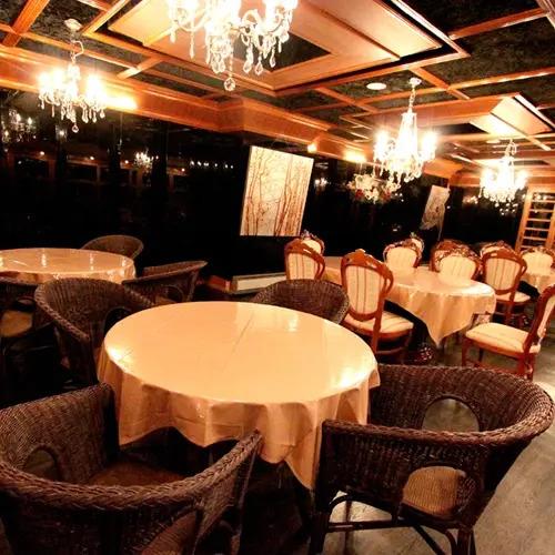 Business Hotel Kind Hope AI