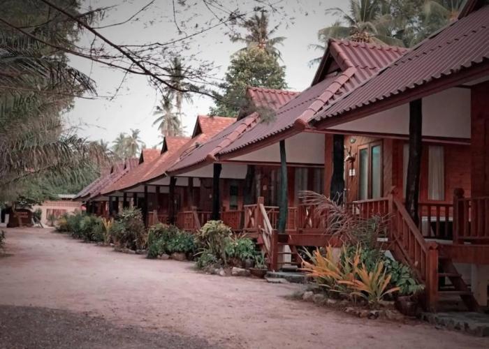 Baanchaylay Resort