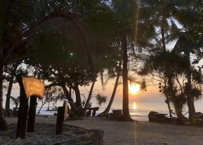 Baanchaylay Resort
