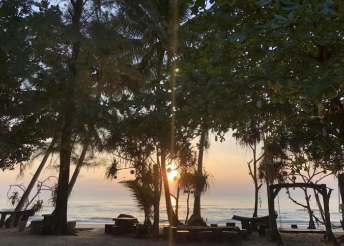 Baanchaylay Resort