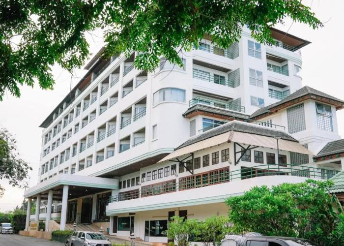 Khanom Golden Beach Hotel