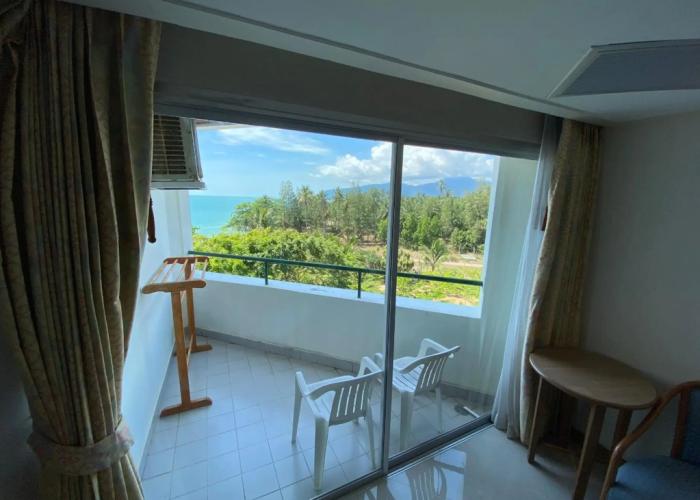 Khanom Golden Beach Hotel