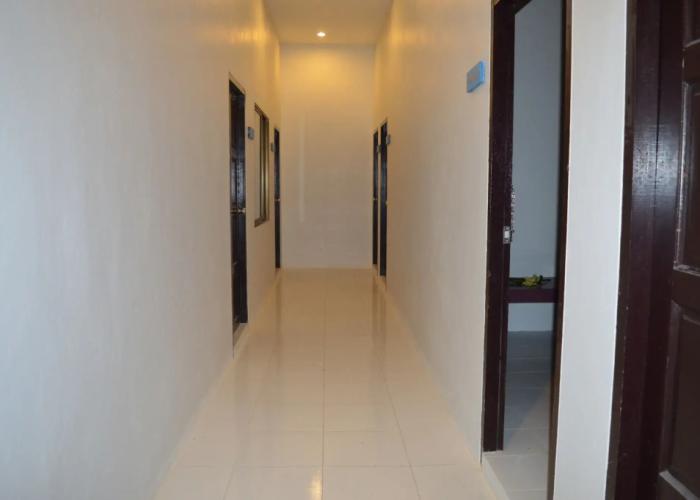 B Square Hotel