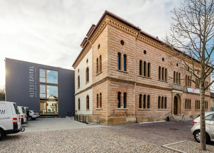 ALTES SPITAL Hotel Café Bar Restaurant