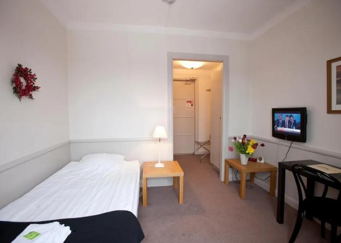 Insjöns Hotell