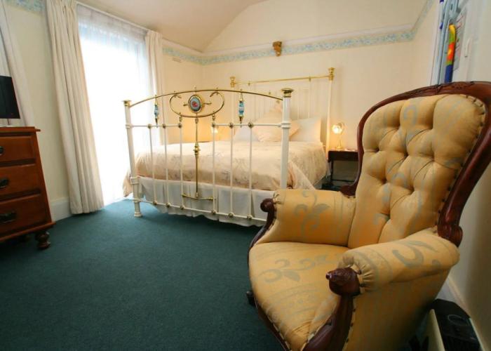 The Lodge on Elizabeth